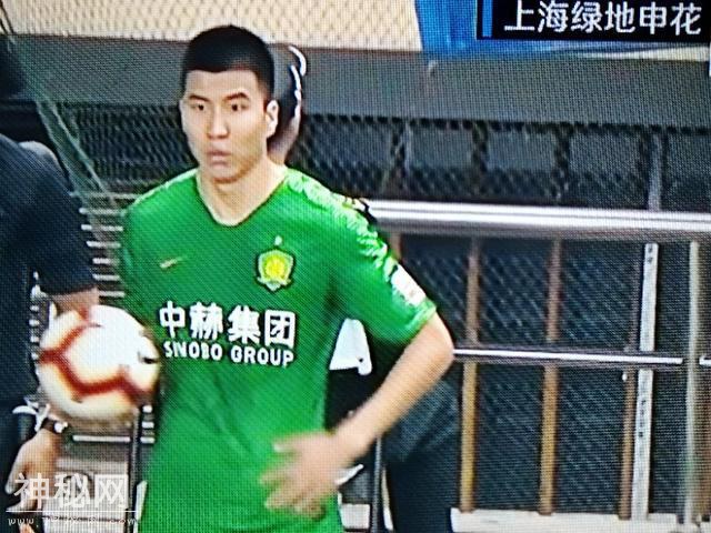 王刚助国安中超登顶！为什么跟在阿联酋的表现判若两人？-2.jpg