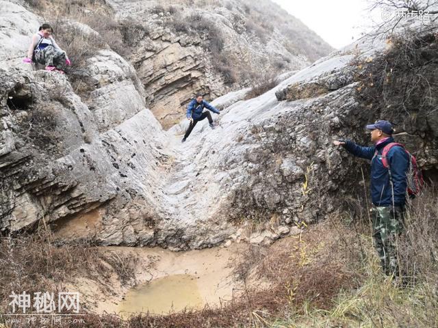 再谒石勒古墓，惊现石峡奇观-11.jpg
