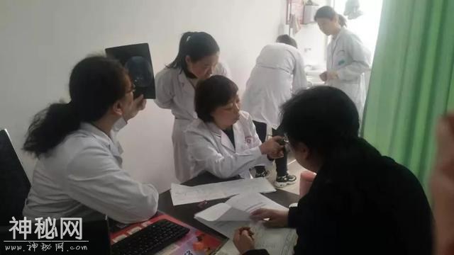 陕西省生殖医学联盟专家来市妇幼院开展不孕不育义诊-2.jpg