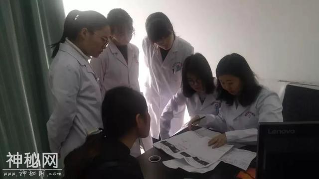 陕西省生殖医学联盟专家来市妇幼院开展不孕不育义诊-4.jpg
