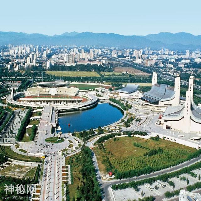 70年北京城的成长记：九个片段，九个建筑，九个故事-3.jpg