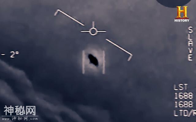 不明飞行物存在，高空瞬间跨越18000米，为何视频照片就模糊了？-3.jpg