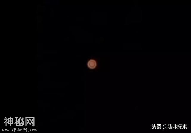 一红色球状发光物突现美国夜空，2019年第一个不明飞行物来了-2.jpg