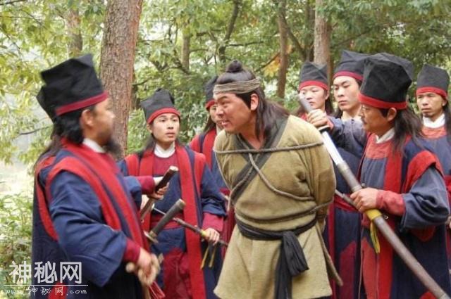 古代衙役为何热衷押解那些被流放的女囚？衙役：一大波福利在路上-1.jpg