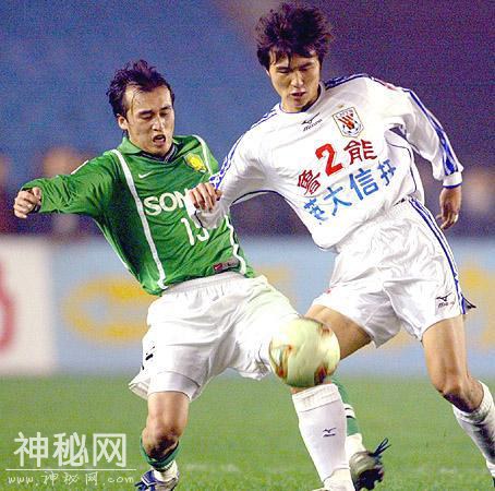 15年职业生涯都献给鲁能的功勋队长，婚后一年客战南京被偷婚戒-6.jpg