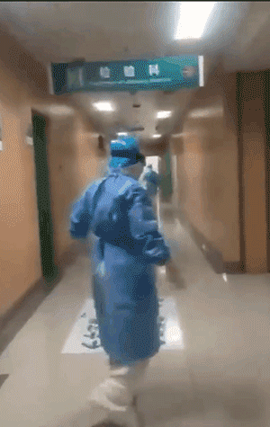 暖心！广东援鄂护士学小鸡跑视频火了！温氏集团再捐2000万元鸡汤-1.jpg