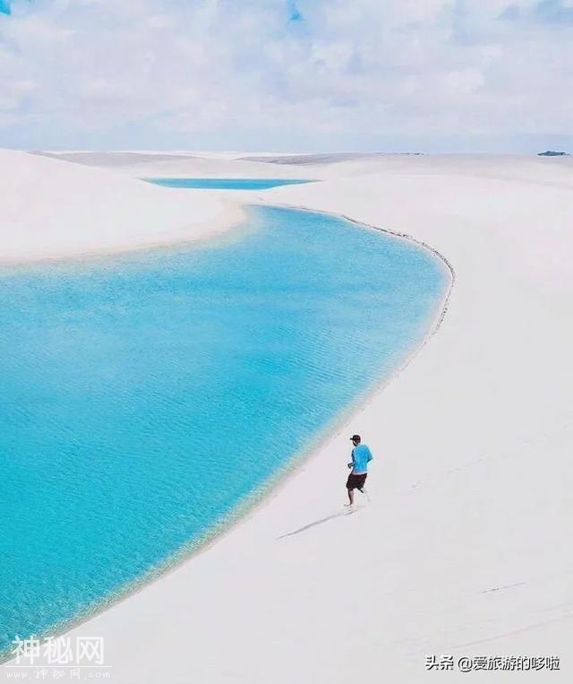 地球上最“诡异”的沙漠，遍地湖泊，鱼虾成群，吸引数十万游客-24.jpg