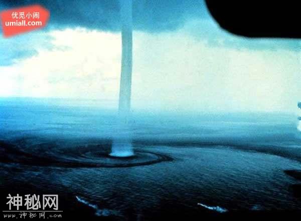 涨姿势：22个地球上最不可思议的自然现象-19.jpg