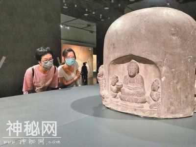 龙门石窟85件精品文物亮相广东 3D打印让佛龛开启“移动”之旅-1.jpg