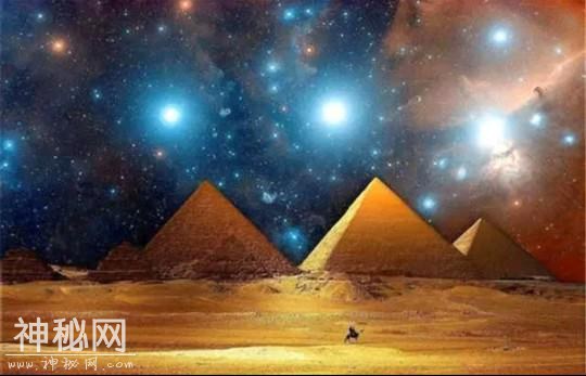 金字塔是否为外星人建造？科学家找到4500年前的日记，揭开真相-3.jpg