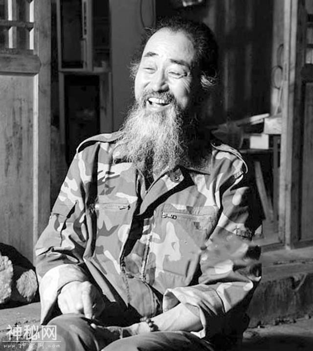 一代中国奇人，倾家荡产寻野人，3任妻子离他而去，他说从不后悔-3.jpg