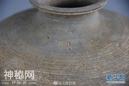 黄河边发现古墓群，出土2000余件文物-10.jpg