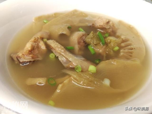 当清远鸡遇到笋干菜，来一煲简单清新的：笋干菜鸡汤-6.jpg