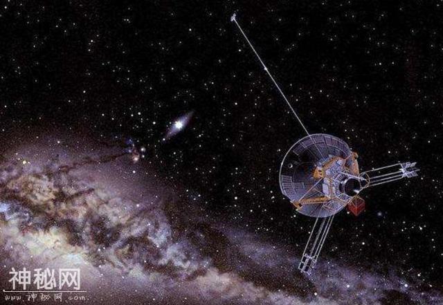 宇宙中遍布陨石，旅行者1号飞了43年，是如何躲过一次一次危险的-4.jpg