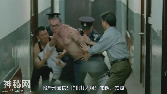 让黄秋生「变态」到拿影帝的香港恐怖片，现在才敢看懂-14.jpg