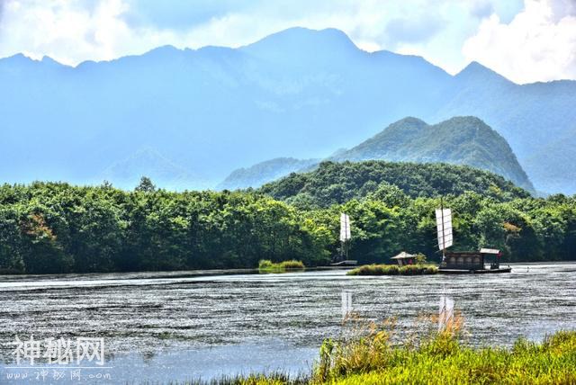 浩瀚巍峨的神农架果然发现了“野人”踪迹-19.jpg