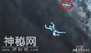 俄宇航员在空间站拍到UFO？UFO真的存在吗？-6.jpg