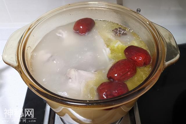 冬至快到了，教大家炖鸡汤，做法简单，鲜美营养滋补，清爽不油腻-6.jpg