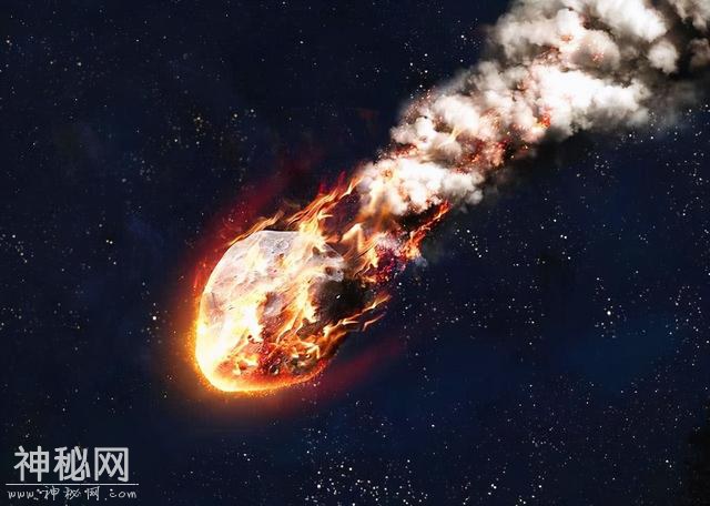 俄罗斯车里雅宾斯克洲陨石疑似被UFO击碎，外星人在保护地球？-4.jpg