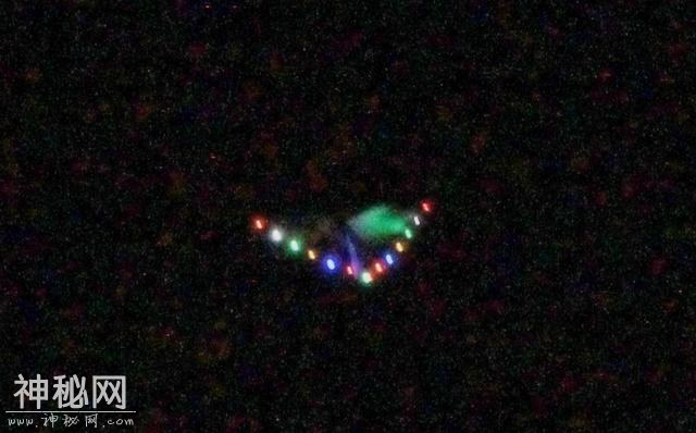 陕西9月“突现”不明飞行物，并且已坠落，大火球画面也被拍摄到-6.jpg
