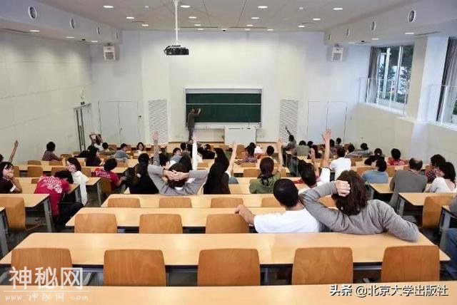 学科也有鄙视链吗！为什么人文学科总抬不起头？-11.jpg