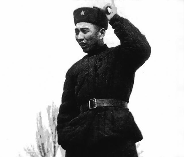 王震奉命执行一个重要任务，两年后回来，几乎成了野人-2.jpg
