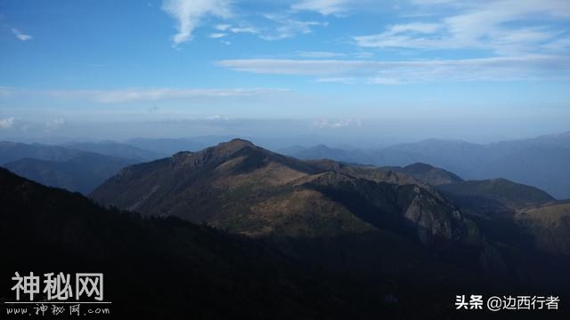 神农架因野人出名，其实哪里有什么野人，只有郁郁葱葱的高山丛林-12.jpg
