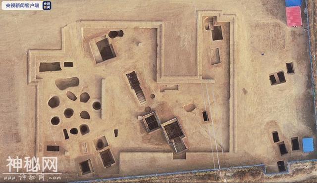 河北石家庄发掘近三千年历史古墓 出土大量精美文物-3.jpg