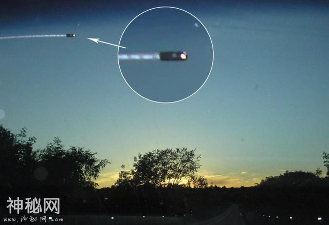 美国UFO视频画面刚泄露，黑龙江夜空出现不明飞行物，两者有关？-7.jpg