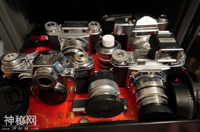 上海奇人：造十一台相机不承认是工匠，买几柜子器材又说不搞收藏-3.jpg