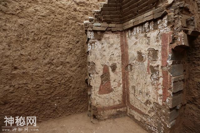 陕西考古发现大量罕见唐代壁画-1.jpg