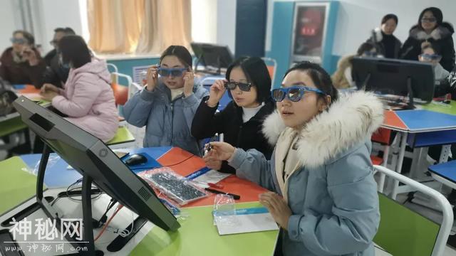 VR赋能教育｜宁夏永宁县银子湖学校VR技术教学应用培训完成-6.jpg