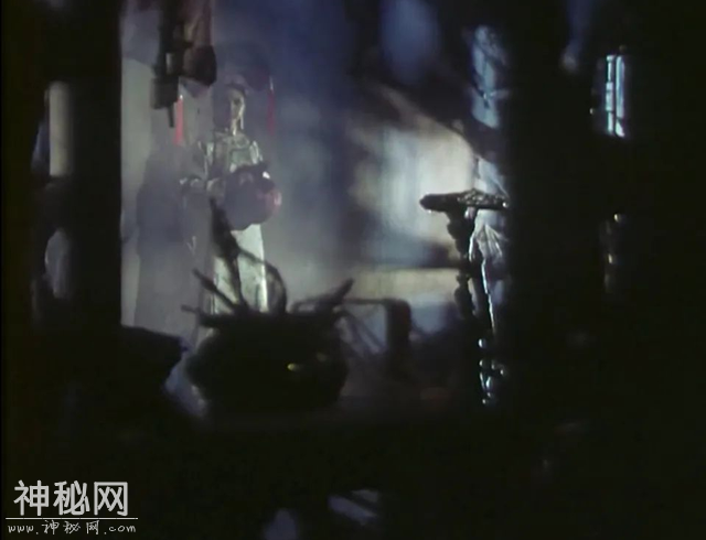 39年前，故宫闹鬼事件被拍成了电影，上映后引起一场全国性骂战-7.jpg