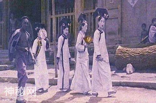 39年前，故宫闹鬼事件被拍成了电影，上映后引起一场全国性骂战-26.jpg
