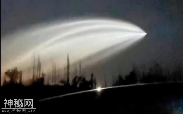 新疆又出现不明飞行物，中国境内著名的三大UFO悬案有结果了吗？-1.jpg