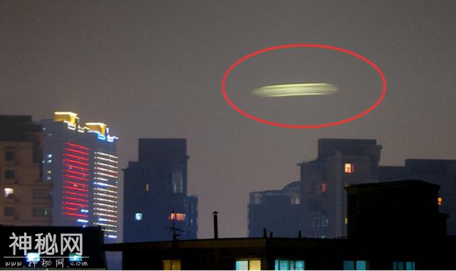 又是UFO！凌晨3点大连出现不明飞行物，为何UFO频繁到访大连？-2.jpg