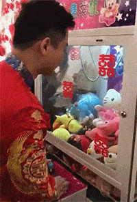 笑一笑！六十张搞笑动图：最佳损友，都是这么去看病号的嘛？-87.jpg