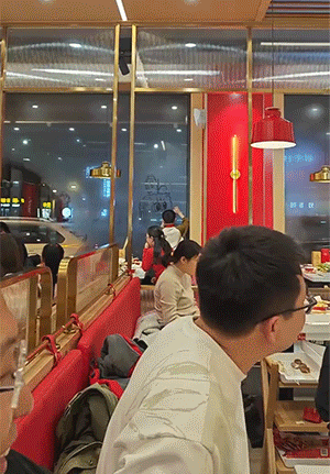 每日一笑，30组搞笑动图，让你一天笑不停，承包你一天的笑点-19.jpg