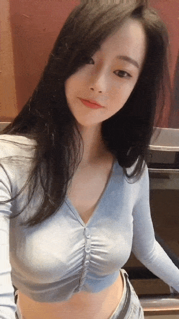 哈哈一笑，六十张搞笑动图：是先洗再揍，还是揍了再洗？-15.jpg
