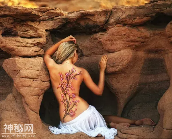 20幅梦幻唯美人体摄影，女性的身体是最原始、最富活力的艺术品-17.jpg