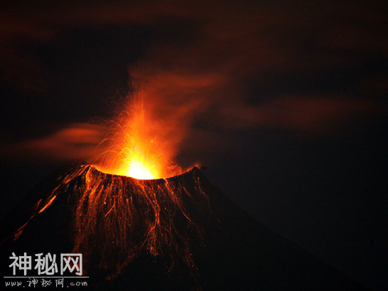 火山：常见的地质现象-1.jpg