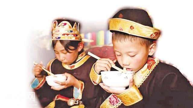 庆最早新年 品最美民俗-8.jpg