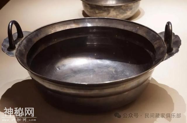10件顶级“穿越”文物，如果放在地摊上，几个人敢认成真货？-7.jpg