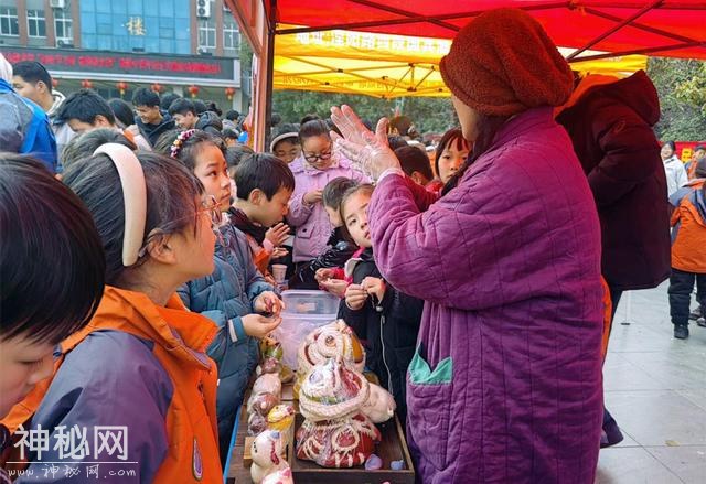河南镇平：知春节习俗 晓传统文化-3.jpg