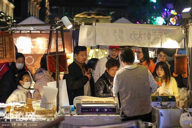 多图丨潮汕英歌舞动百年弄堂，上海今潮8弄推多地非遗民俗迎春节-11.jpg