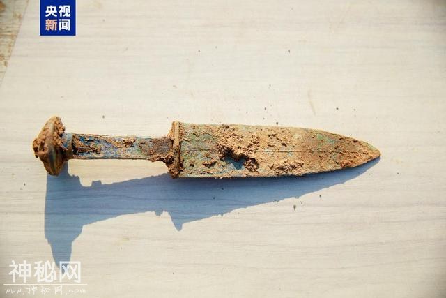 河南漯河建高铁发现古墓群，已发掘战国到东汉古墓200多座-3.jpg