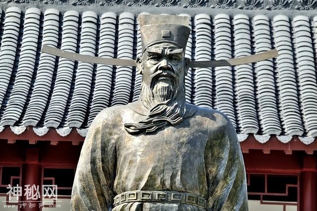 野史：包拯出殡时，21口棺材从家中抬出，盗墓贼从此立下七字行规-1.jpg