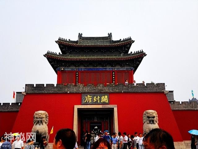 野史：包拯出殡时，21口棺材从家中抬出，盗墓贼从此立下七字行规-6.jpg