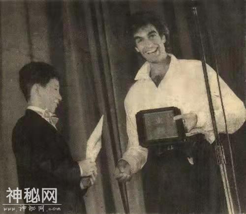 刘谦真的不红了？成于春晚，败于自己，娶富三代妻子成最幸运的事-8.jpg