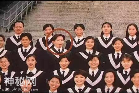 刘谦真的不红了？成于春晚，败于自己，娶富三代妻子成最幸运的事-10.jpg